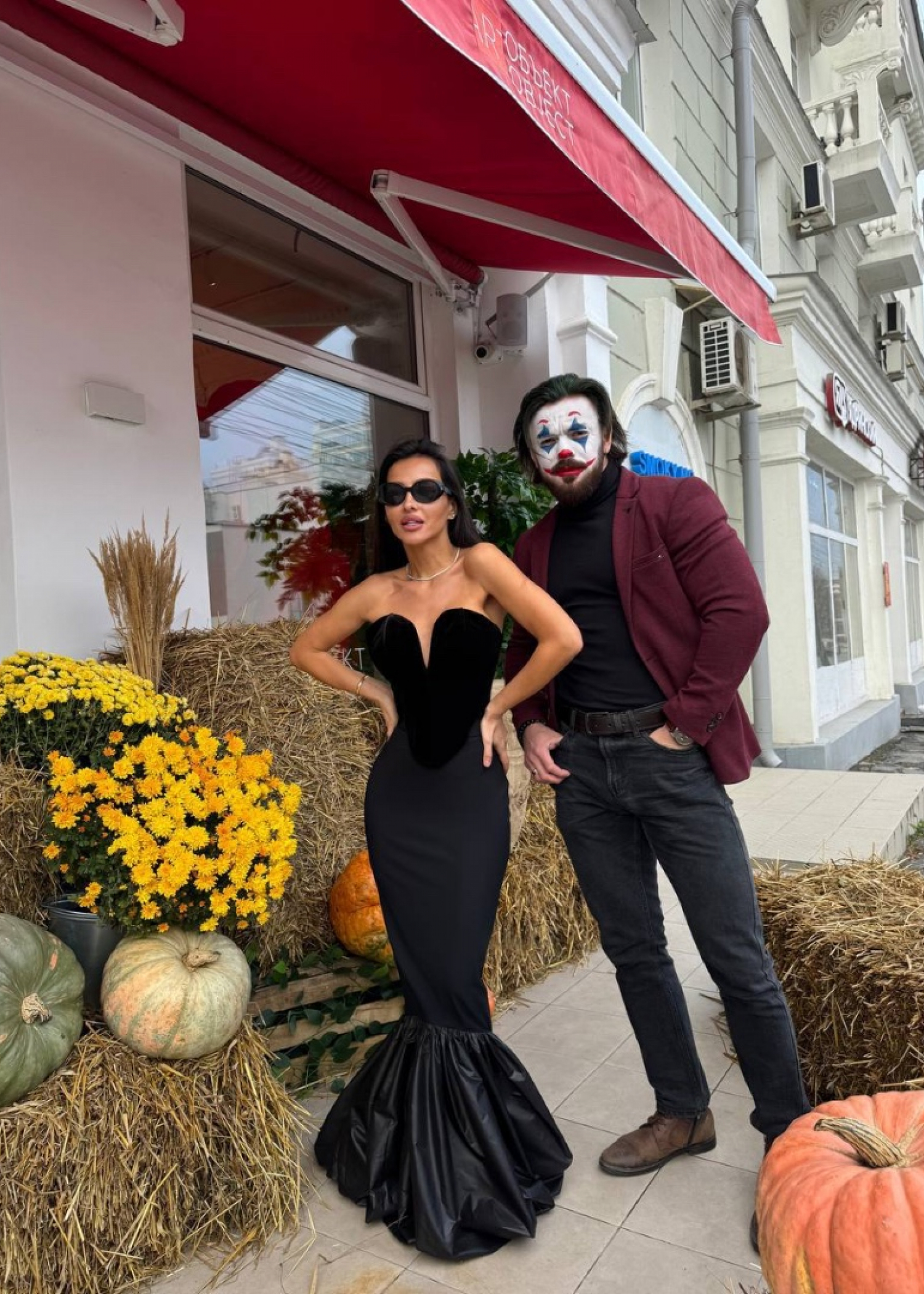 корсет с изящными изгибами, как и ты