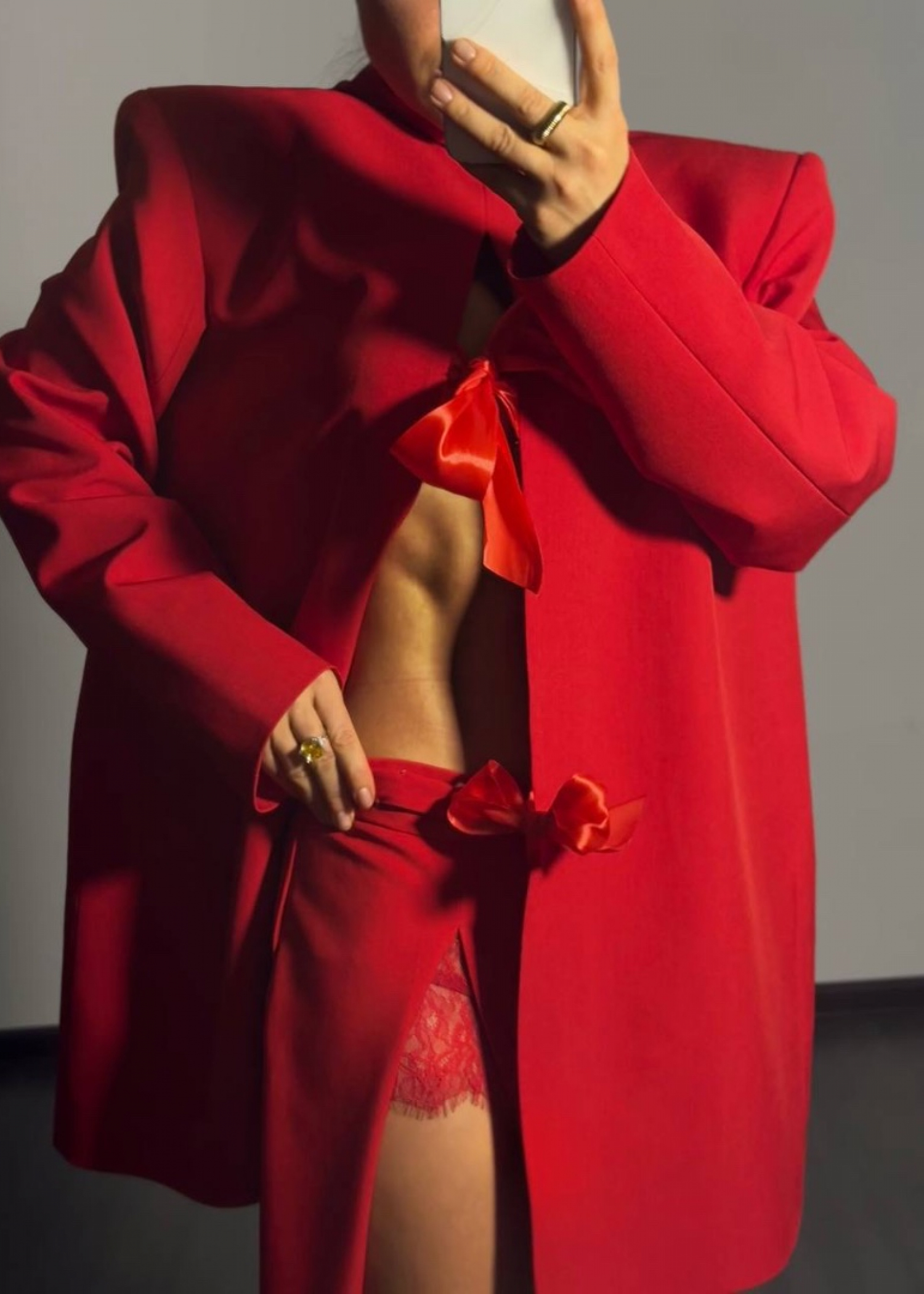 жакет с бантами по спинке