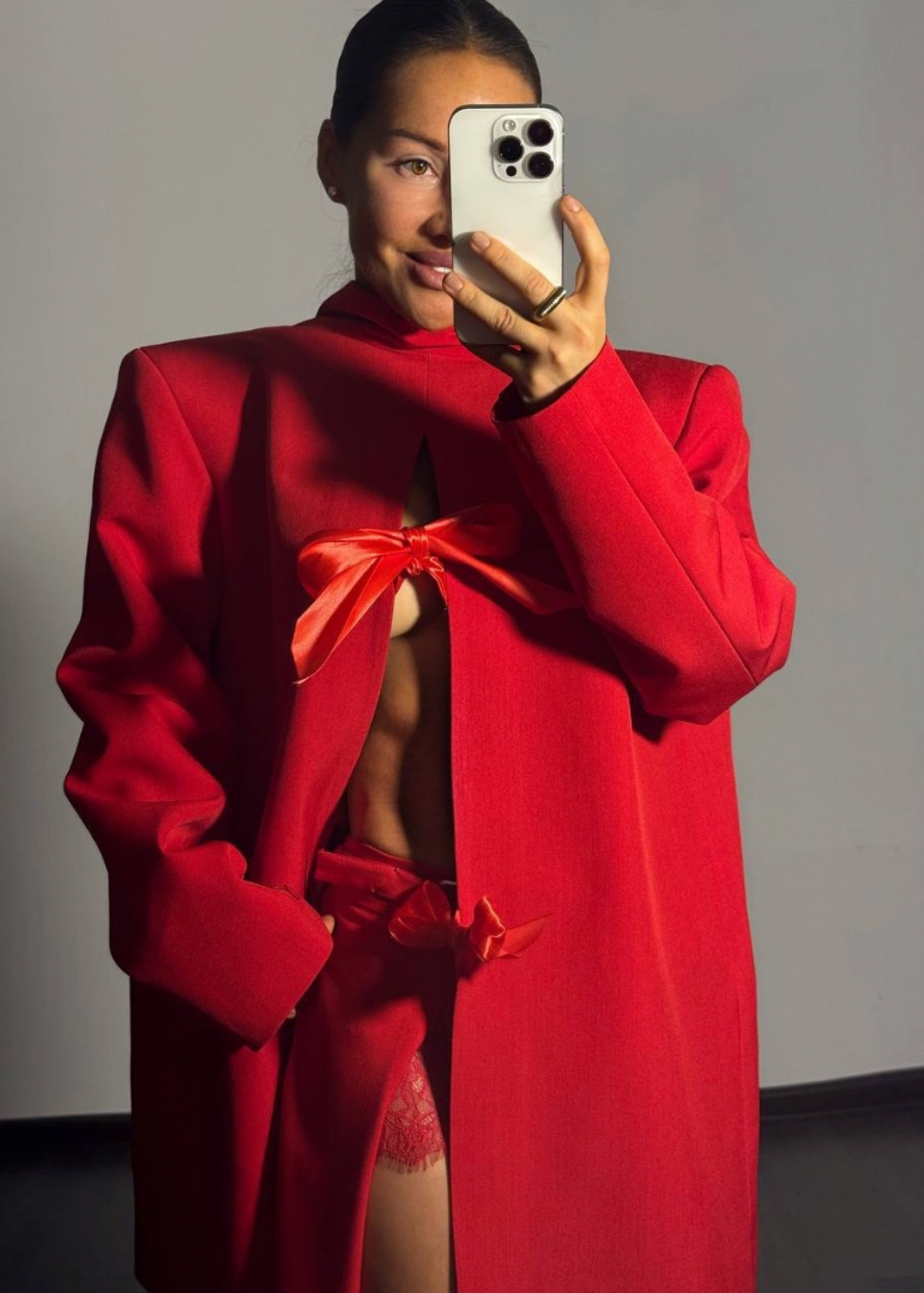 жакет с бантами по спинке